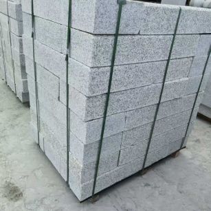 通辽 芙蓉白火烧两面路沿石