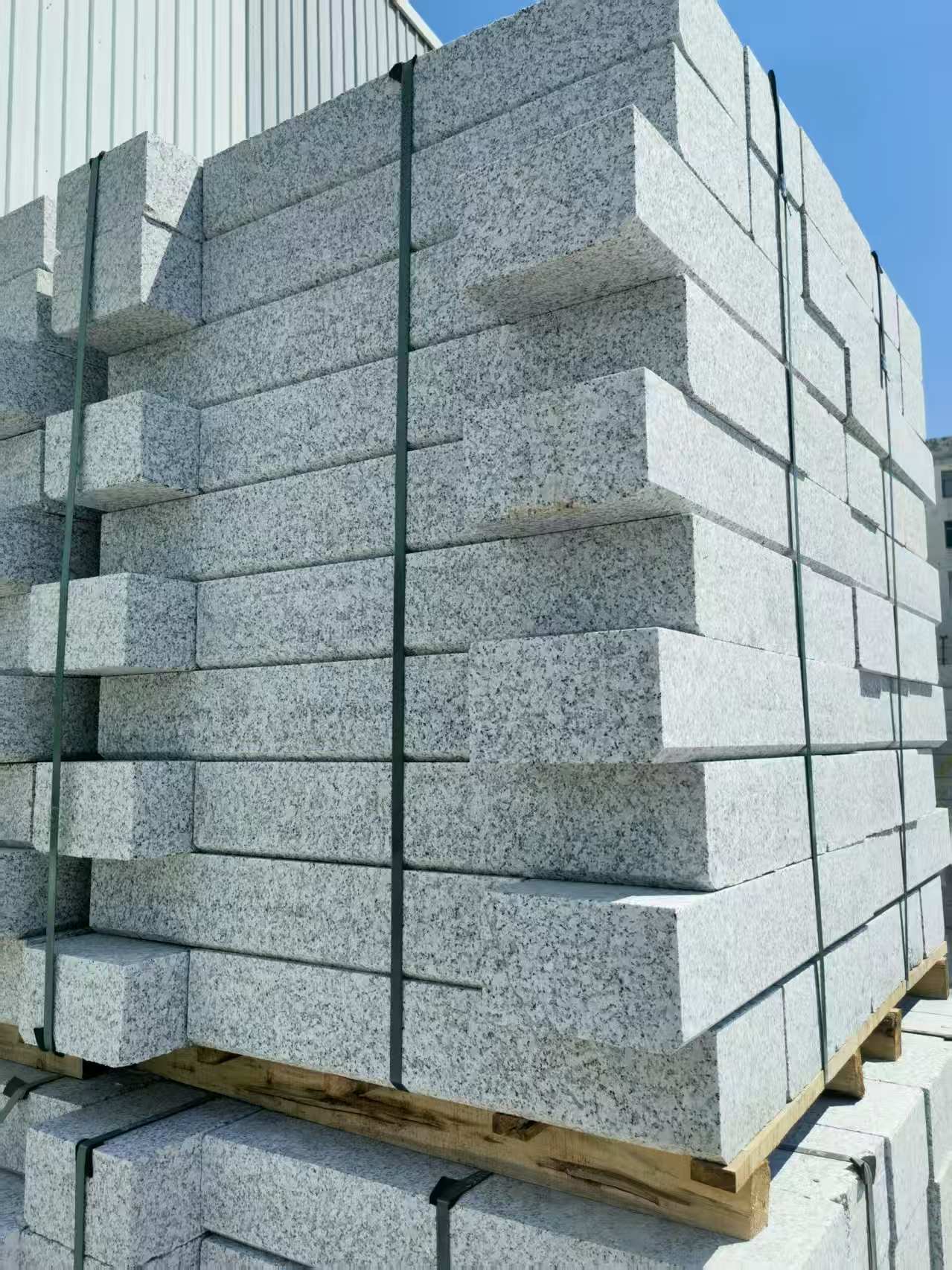 通辽 路沿石颜色均匀、尺寸标准